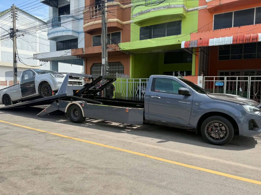 แชมเปญรถสไลด์ สไลด์ออนสุราษฎร์ธานี รถเสีย เกิดอุบัติเหตุ หรือขนย้าย พร้อมให้บริการในพื้นที่สุราษฎร์ธานี